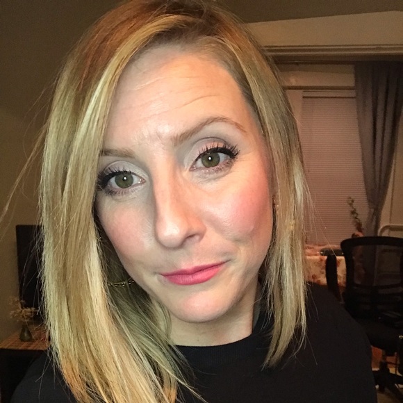 Meet the Posher Other - Meet your Posher, Allison